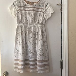 White lace maternity dress